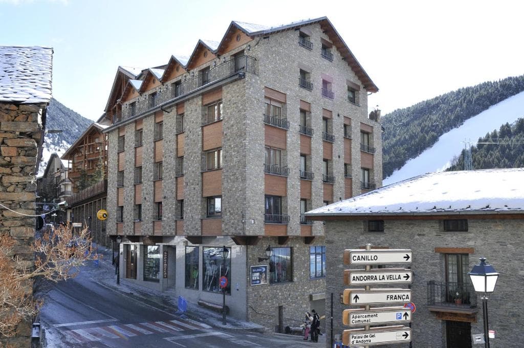 Apartamentos Pirineu