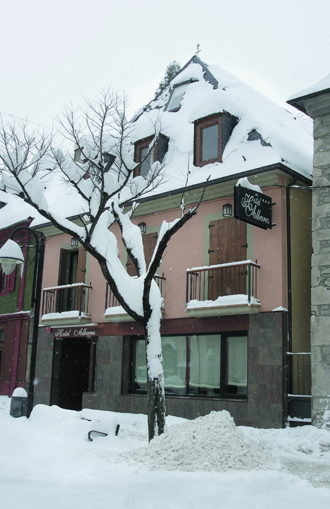 Hotel Albares, imagem 2