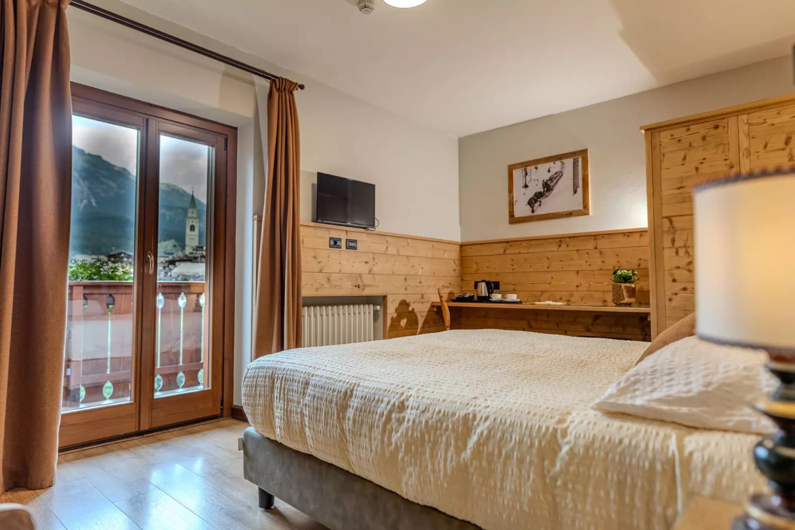 Hotel Panda Cortina, imagem 2