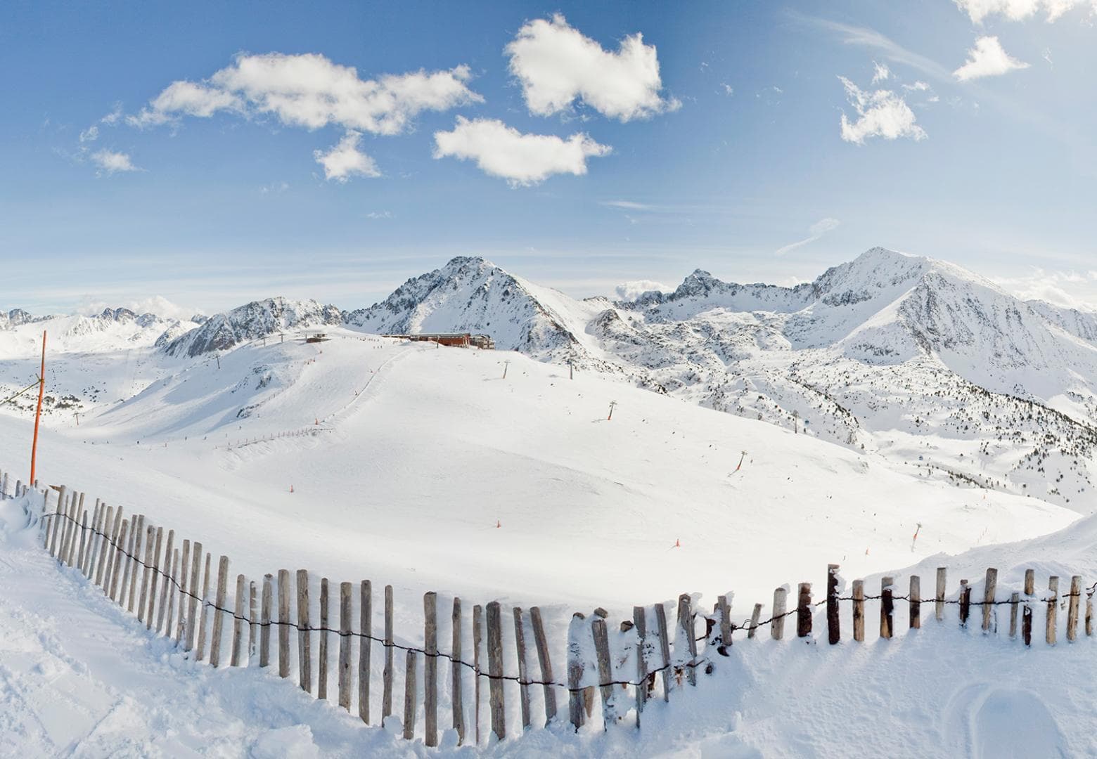 Experiência de ski na montanha